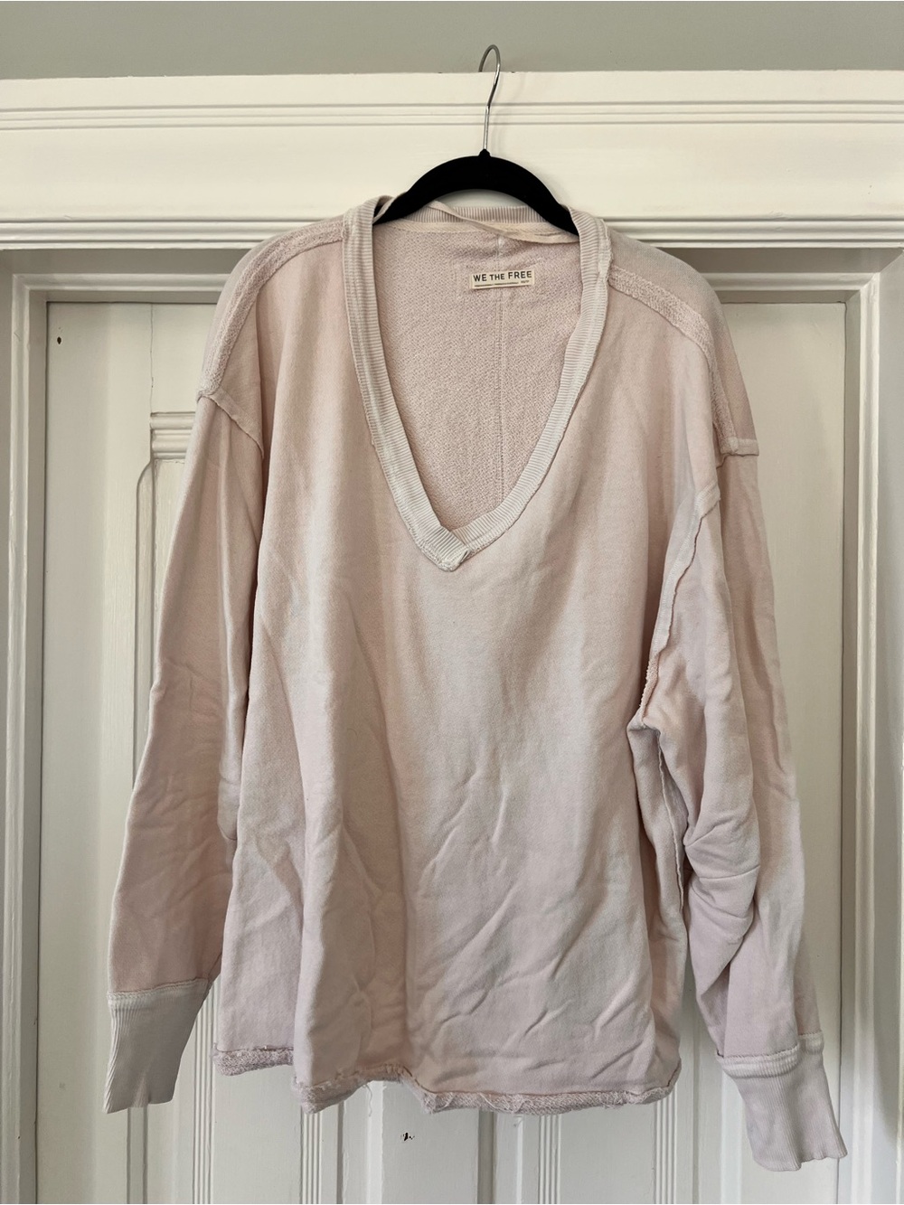 We The Free Women’s Pale Pink V-Neck Sweater